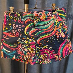 Heavy cotton shorts, front and back pockets